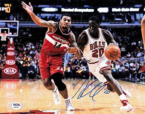 Tony Snell imzalı 8x10 fotoğraf PSA/DNA Chicago Bulls İmzalı-İmzalı NBA Fotoğrafları